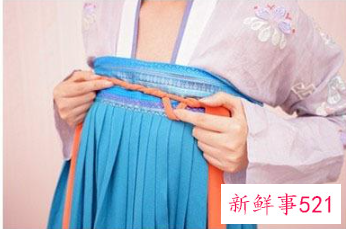 唐制齐胸襦裙怎么穿