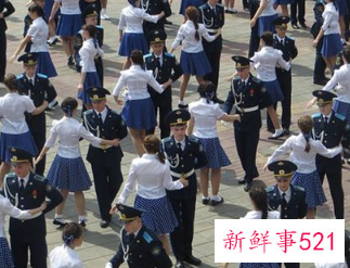 梦见跳华尔兹有什么征兆