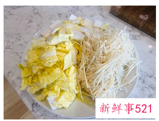 金针菇豆腐汤家常做法