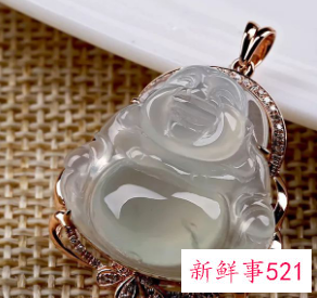 女士戴佛有什么讲究