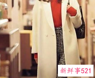 白色大衣里面搭配什么
