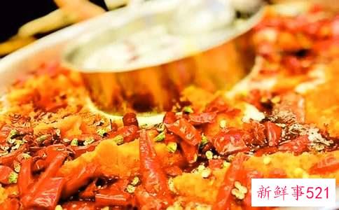 梦见旅游吃火锅