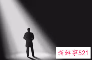 女生自我介绍简单大方学生会