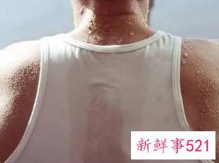 女士汗酸味严重的原因