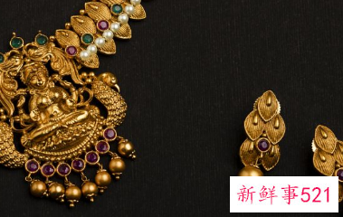 属虎人戴什么招财