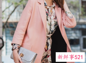 霸气职场女性着装图片