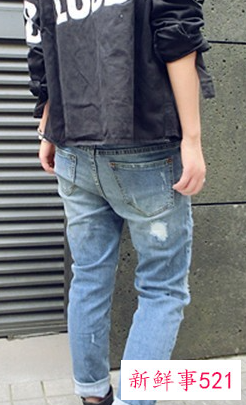 工装上衣搭配什么裤子