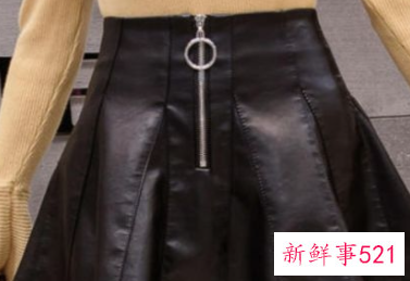 穿皮裙搭配什么外套