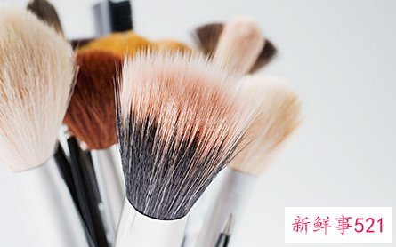 适合化妆初学者的化妆品有哪些