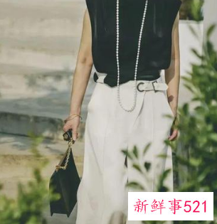 50岁女阔腿裤的穿搭