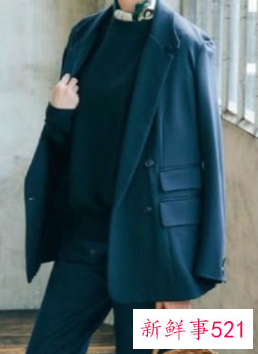 穿圆领毛衣怎么穿搭