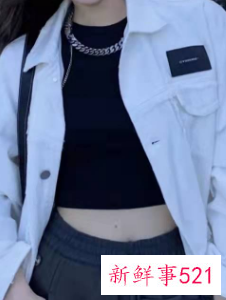 粉色衣服适合黄皮肤吗