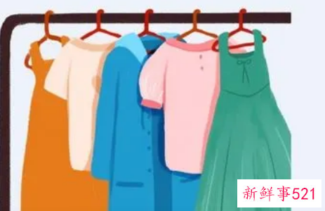 女人梦见自己挑选衣服