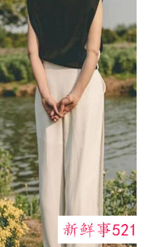 50岁女阔腿裤的穿搭