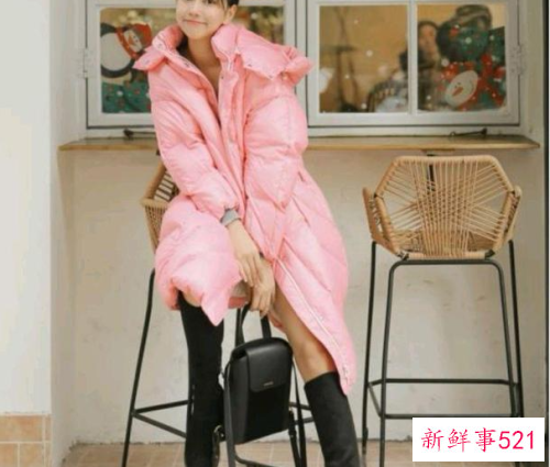 用浪漫甜美的芭蕾粉来滋润秋冬单调穿搭