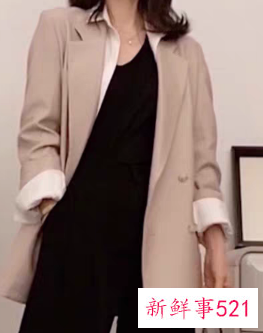 杏色裙子配什么上衣