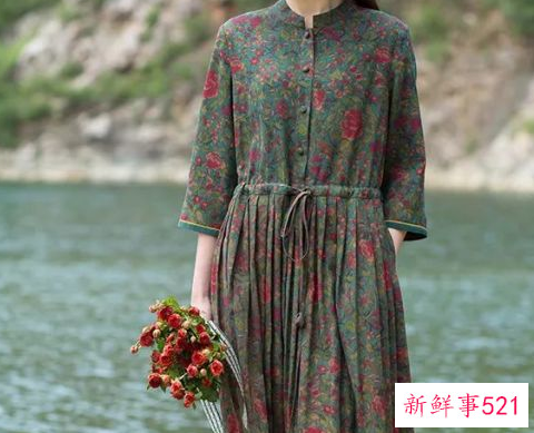 香云纱连衣裙搭配的鞋子