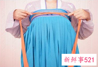 唐制齐胸襦裙怎么穿