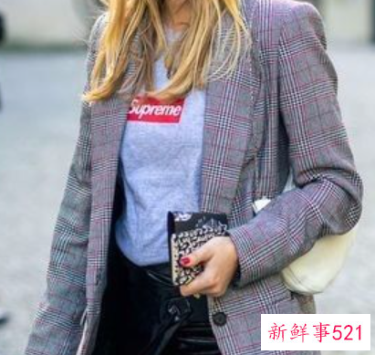 格纹西装怎样搭配的技巧