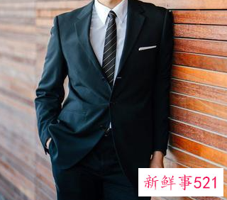 男领导说女下属是心腹