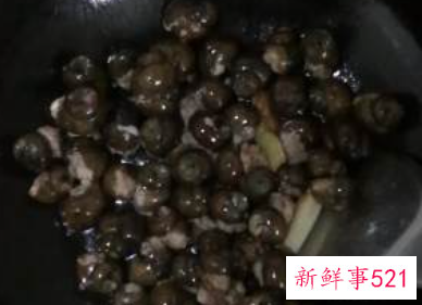 田螺排骨煲做法