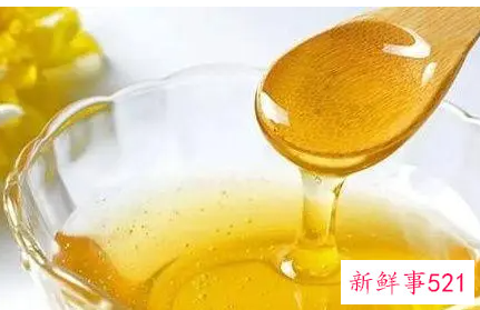 鸡蛋蜂蜜牛奶面膜的功效是什么