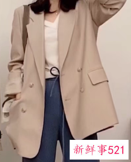 杏色裙子配什么上衣