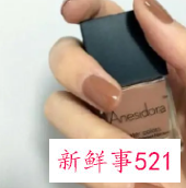 打麻将涂什么颜色指甲油