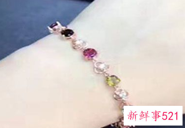 女人适合佩戴什么手链