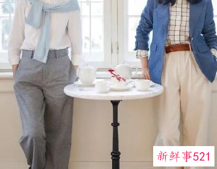 50岁女阔腿裤的穿搭