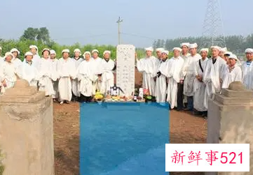 梦见参加葬礼有什么征兆