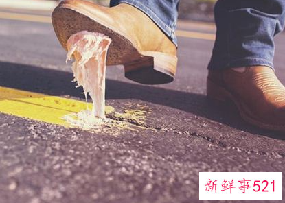 梦见踩了大便是什么意思