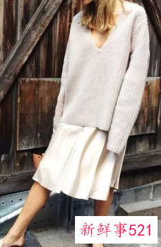 秋冬长裙搭配什么外套好看