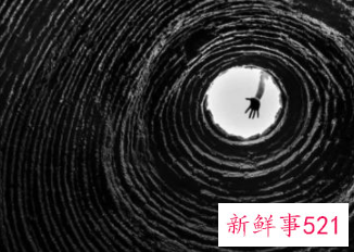 梦见深渊是什么预示