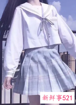 梦见自己穿裙子忘记穿内裤