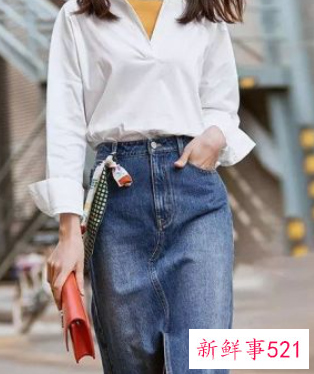 开叉裙怎么搭配上衣