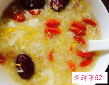 女人脸色暗黄吃什么可以改善