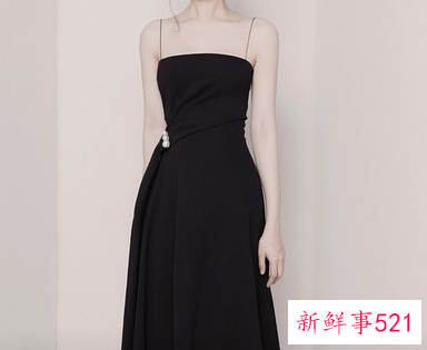 黑色晚装吊带修身连衣长裙