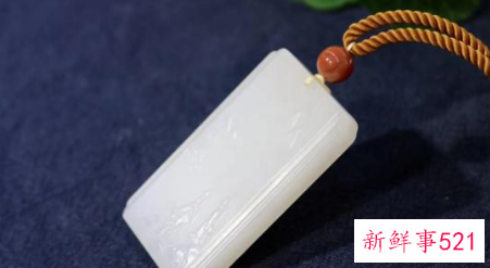 男人一般戴什么吊坠比较合适