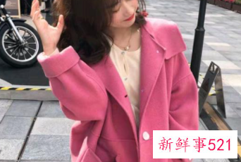 今年流行什么颜色衣服女