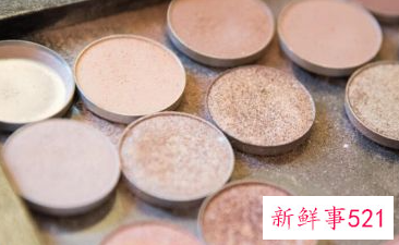 化妆都用些什么东西