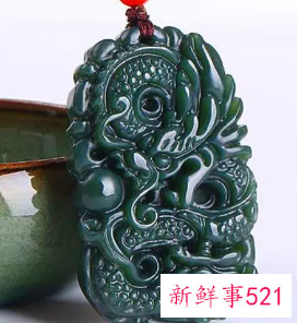 男人一般戴什么吊坠比较合适