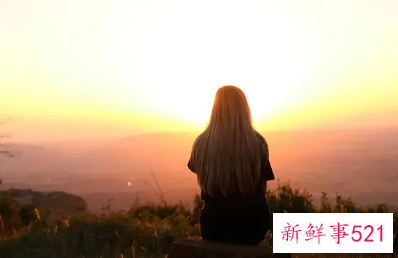 女人的魅力肢体动作