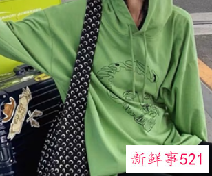 翠绿色适合什么肤色的人穿