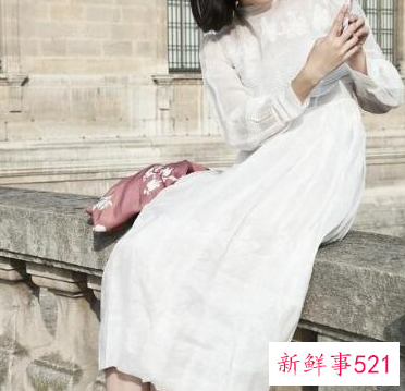 男生最喜欢女生穿什么颜色