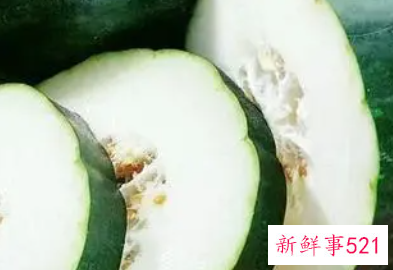 头发爱出油的原因有哪些