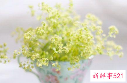 两个已婚的人默默相爱说说