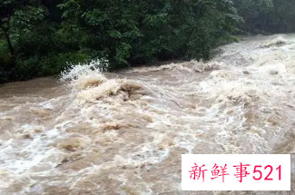 梦见别人被水淹意味着什么