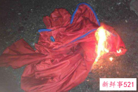 梦见衣服被火烧了会怎么样