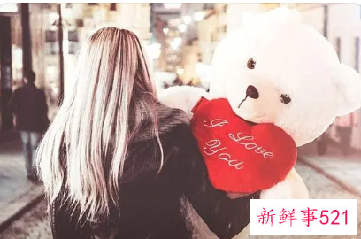 没话题聊而导致分手后该怎么挽回